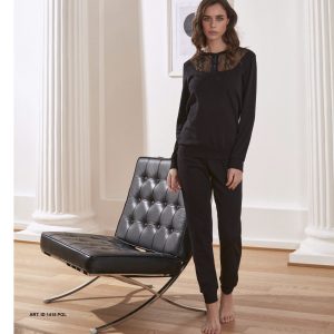 Pigiama donna in interlock con inserto in laize e scollo serafino