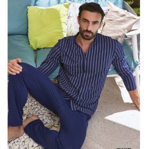 Pigiama uomo lungo a righe con colletto coreana e pantalone in tinta unita