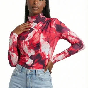 Maglia aderente donna elasticizzata a collo alto – Vestibilità slim fit